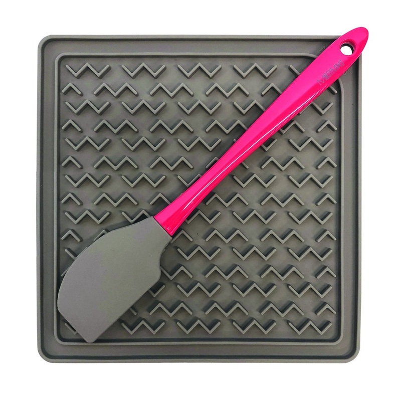 Messy Mutts Silicone Therapeutic Feeding Mat with Spatula