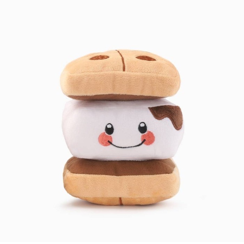 HugSmart Pet - Camping Pups | S'more - Jouet en peluche pour chien