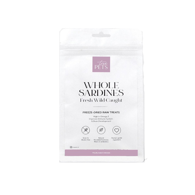 Whole Sardines Fresh Wild Caught Freeze Dried Raw Treats for Cats and Dogs Treats