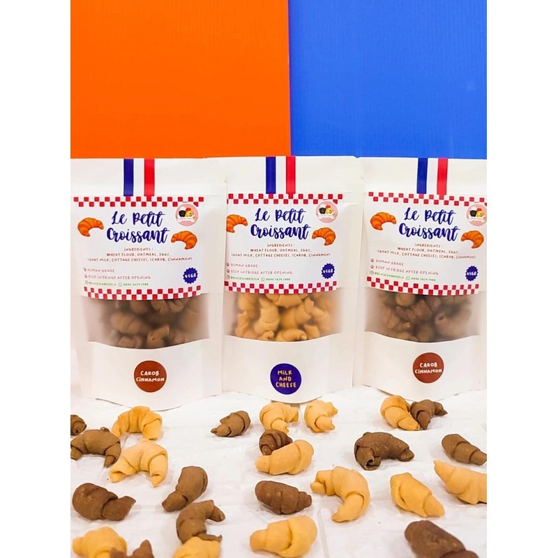 Milk & Cheese Petite Croissant Dog Treats