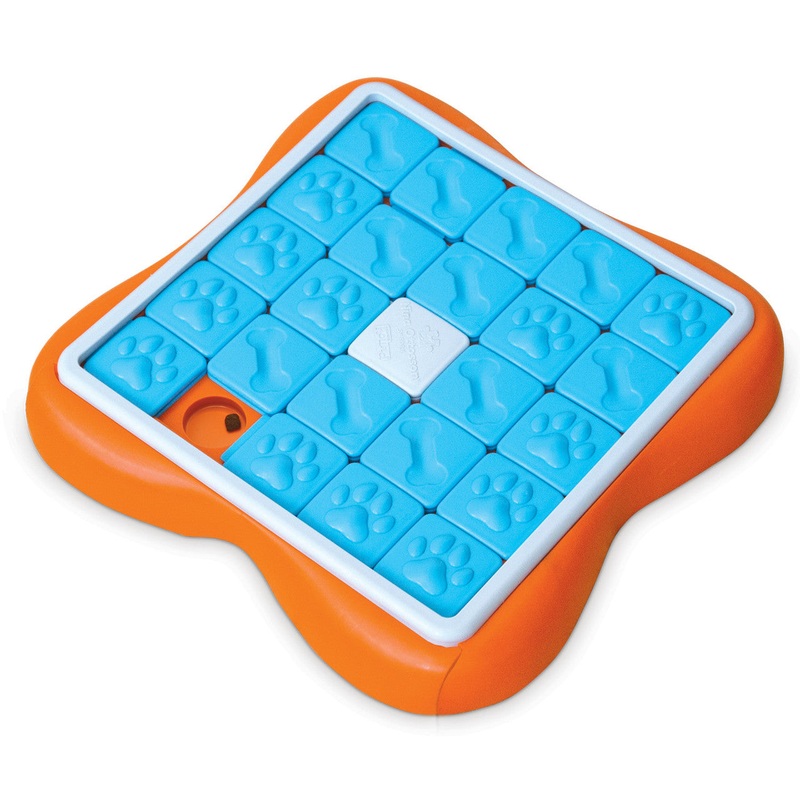 NINA OTTOSSON CHALLENGE SLIDER PUZZLE DOG TOY