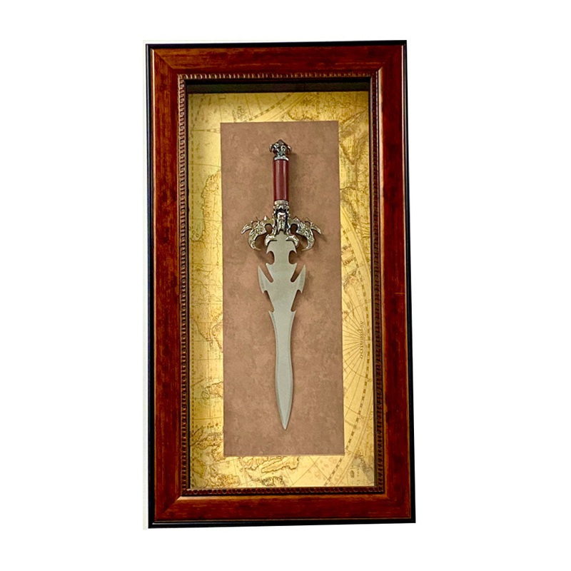 pe antique avec cadre de visage en verre dcor